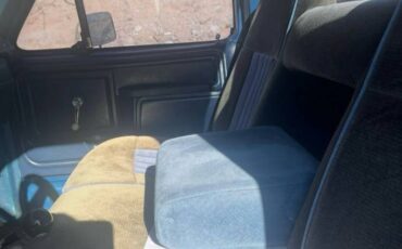 Ford-F-250-1982-white-5