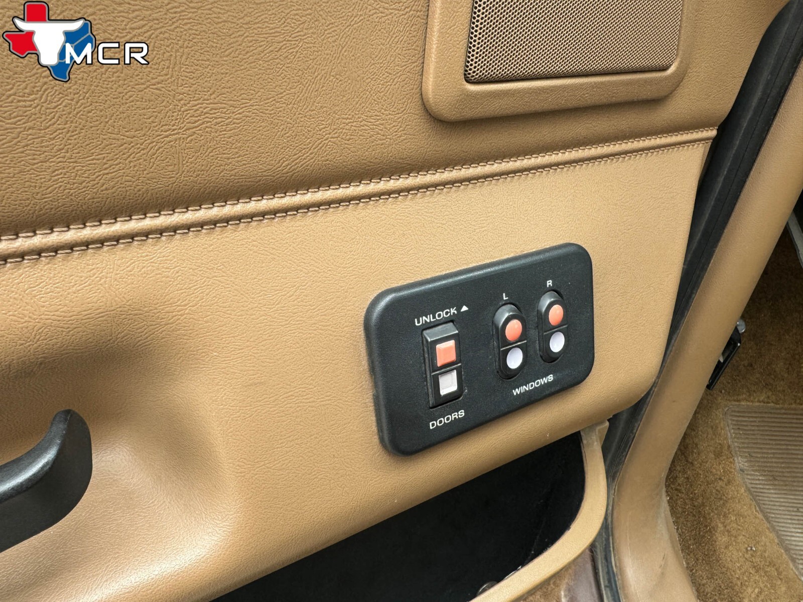 Ford-F-250-1987-Standard-Cab-Pickup-24