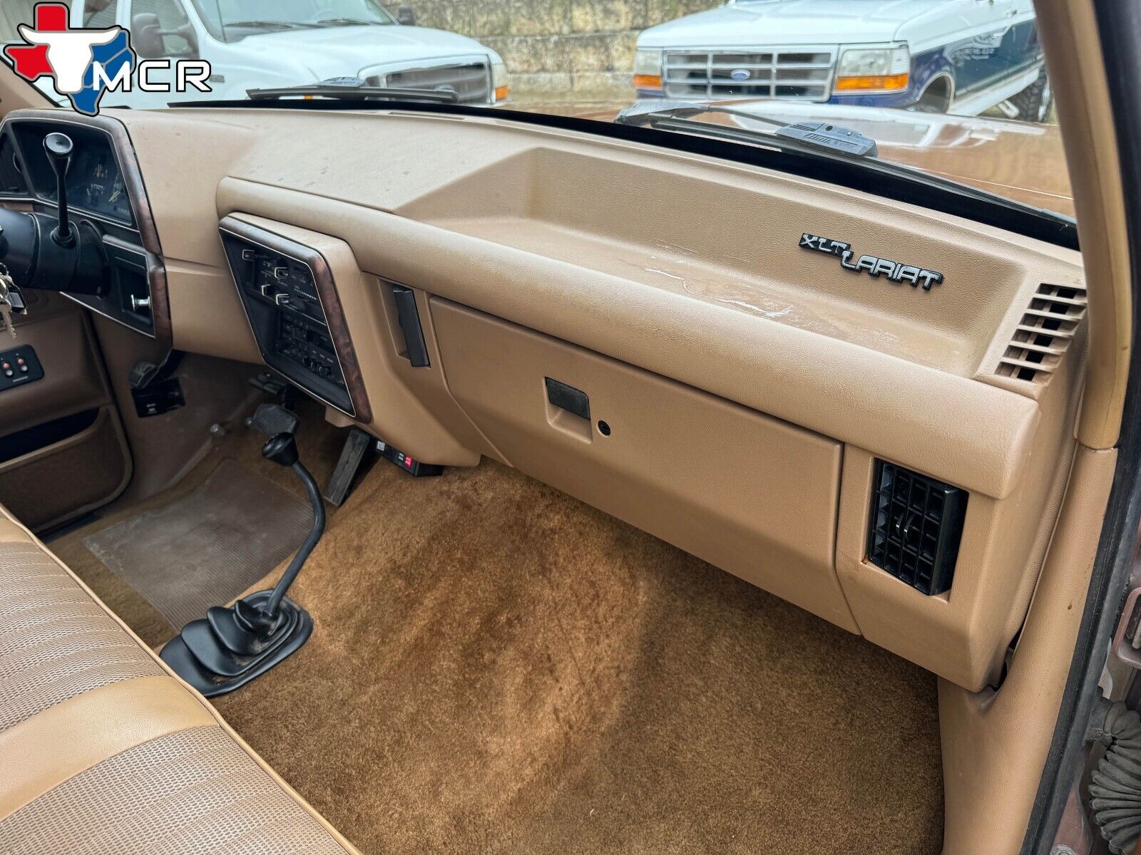 Ford-F-250-1987-Standard-Cab-Pickup-26