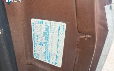 Ford-F-250-1987-Standard-Cab-Pickup-27
