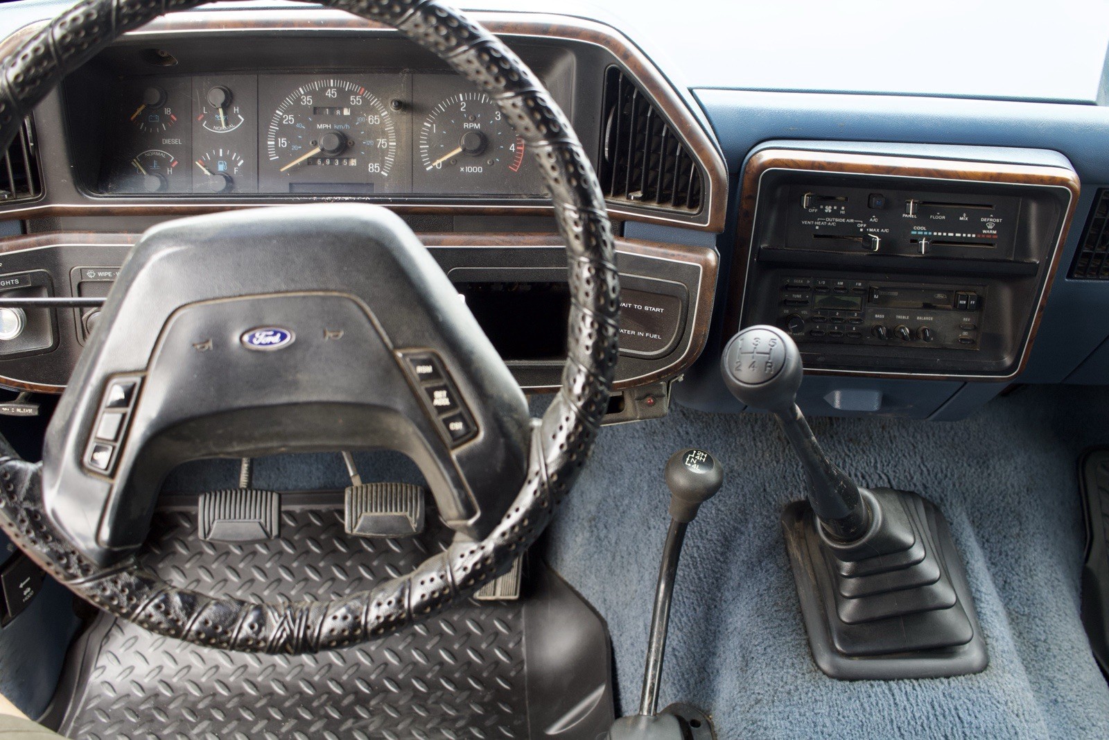 Ford-F-250-1988-Extended-Cab-Pickup-10