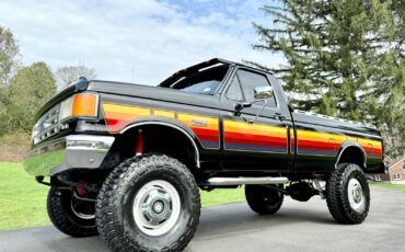 Ford-F-250-1988-Standard-Cab-Pickup-1