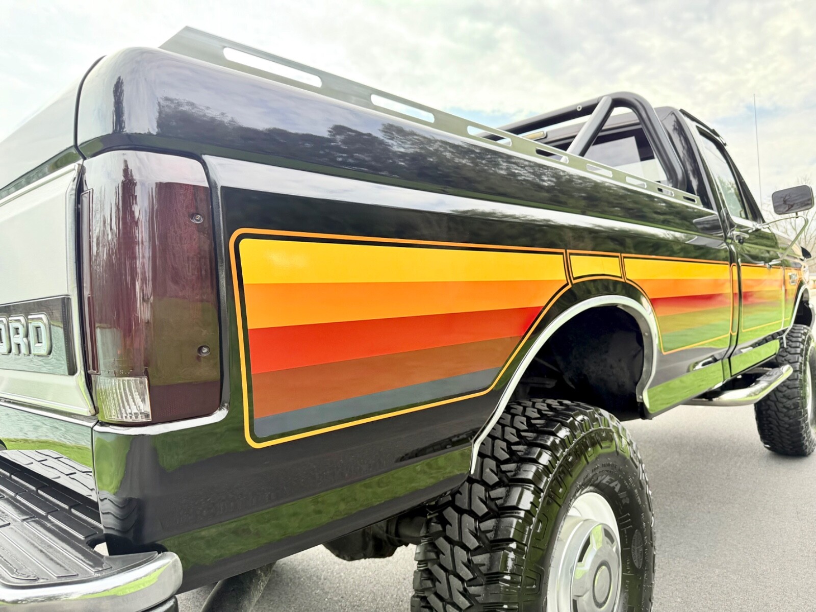 Ford-F-250-1988-Standard-Cab-Pickup-17