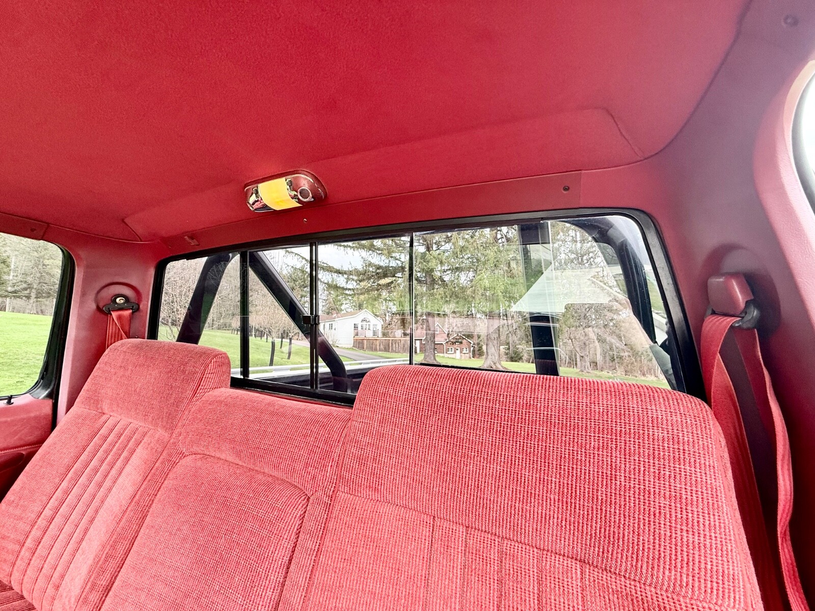 Ford-F-250-1988-Standard-Cab-Pickup-25
