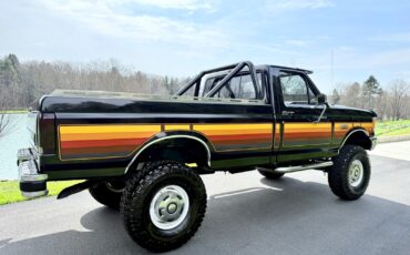 Ford-F-250-1988-Standard-Cab-Pickup-6