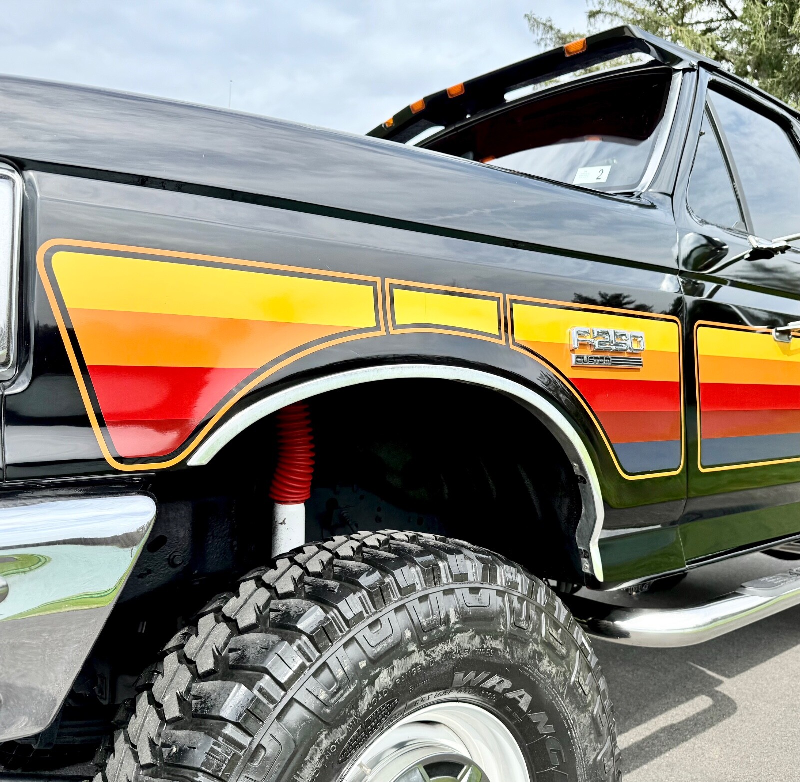 Ford-F-250-1988-Standard-Cab-Pickup-9