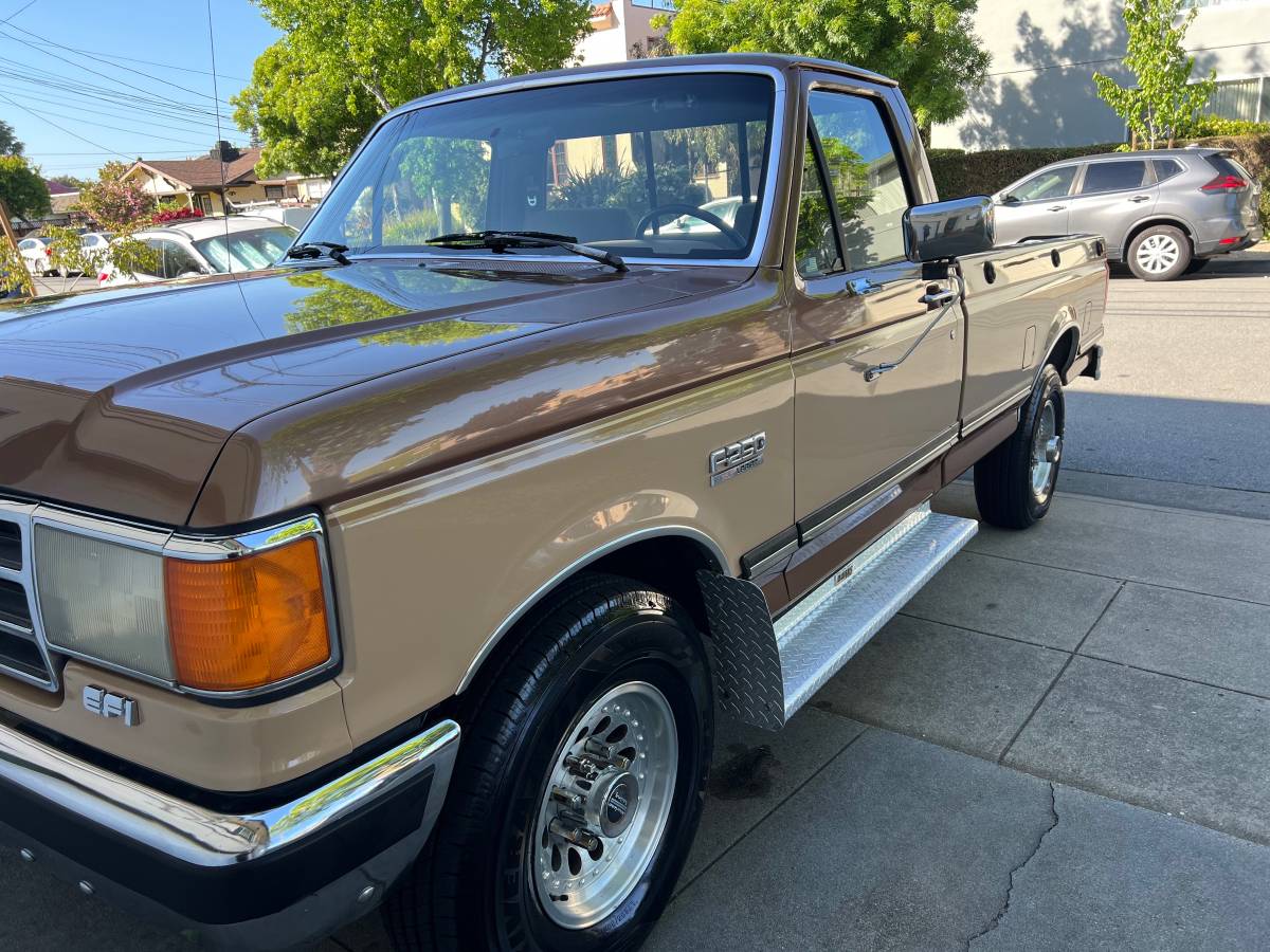 Ford-F-250-1989-5