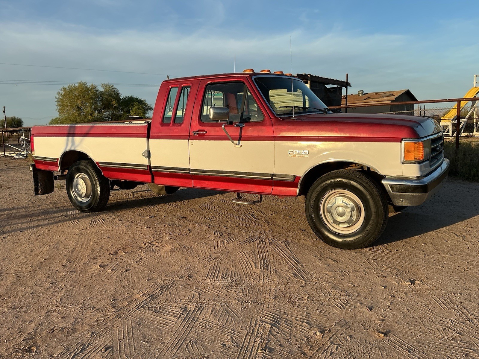 Ford-F-250-1989-Extended-Cab-Pickup-2