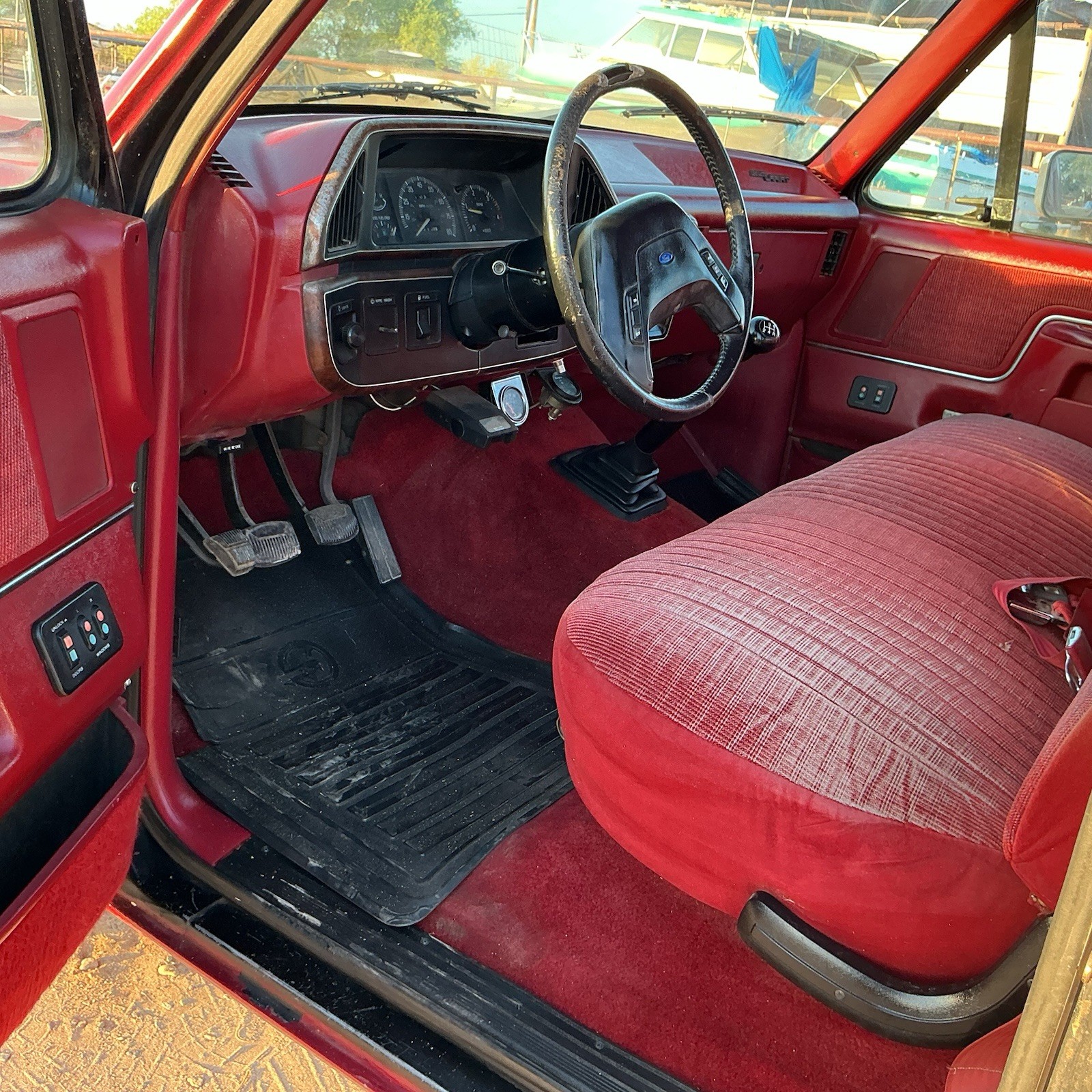 Ford-F-250-1989-Extended-Cab-Pickup-4