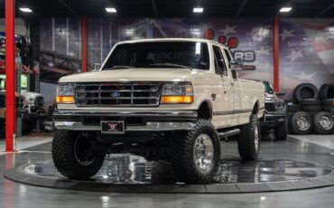 Ford-F-250-1994-Pickup-Truck-1