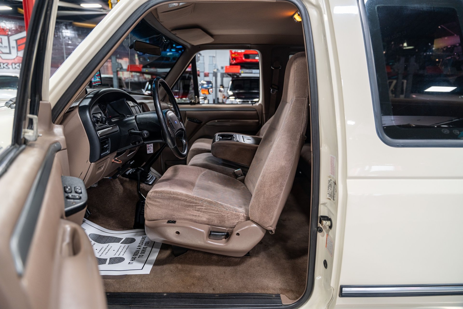 Ford-F-250-1994-Pickup-Truck-28