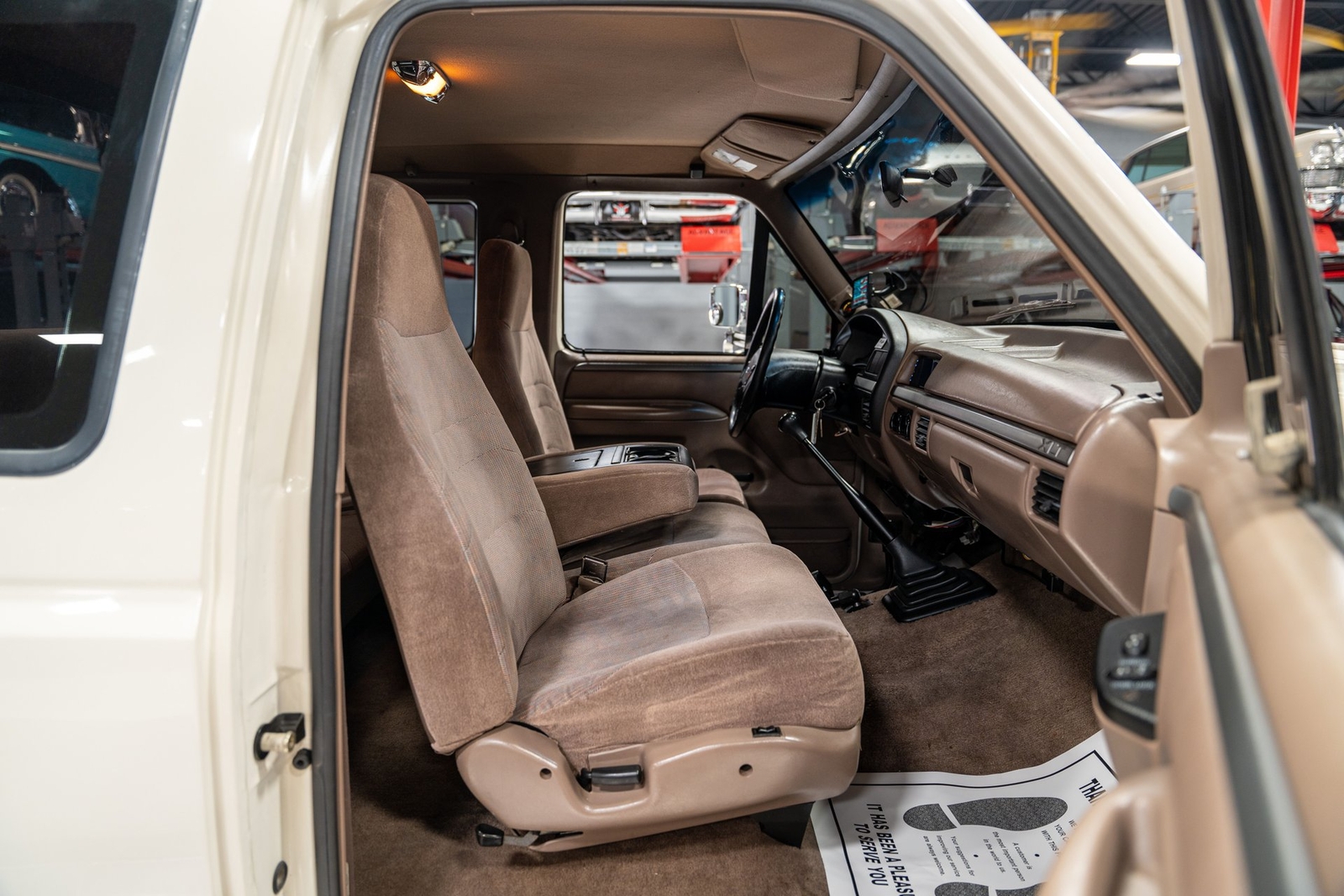 Ford-F-250-1994-Pickup-Truck-35