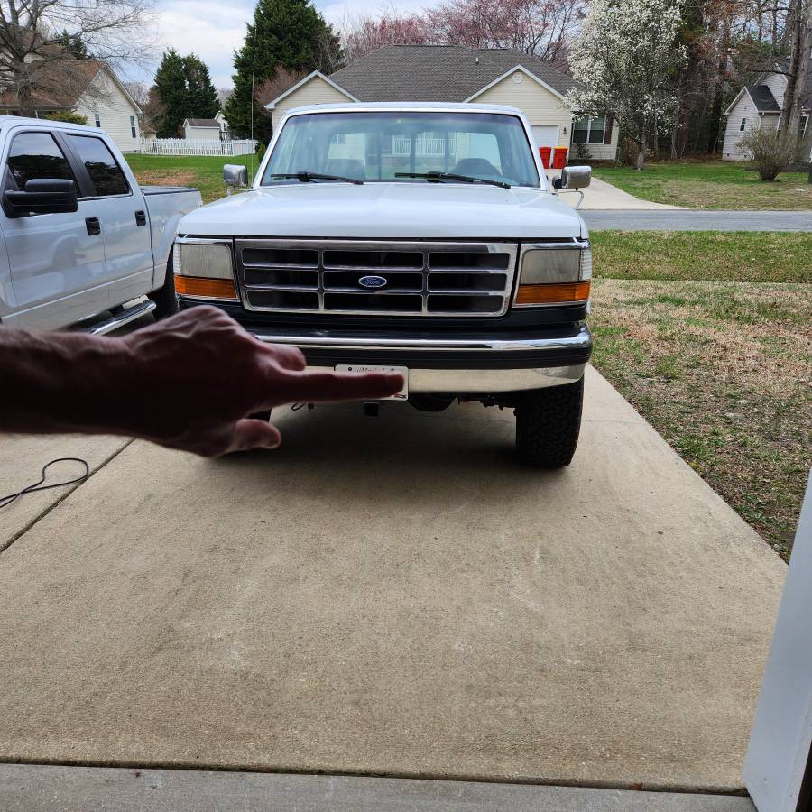 Ford-F-250-1994-white-1