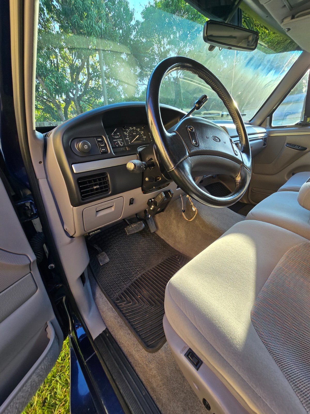 Ford-F-250-1995-Extended-Cab-Pickup-17