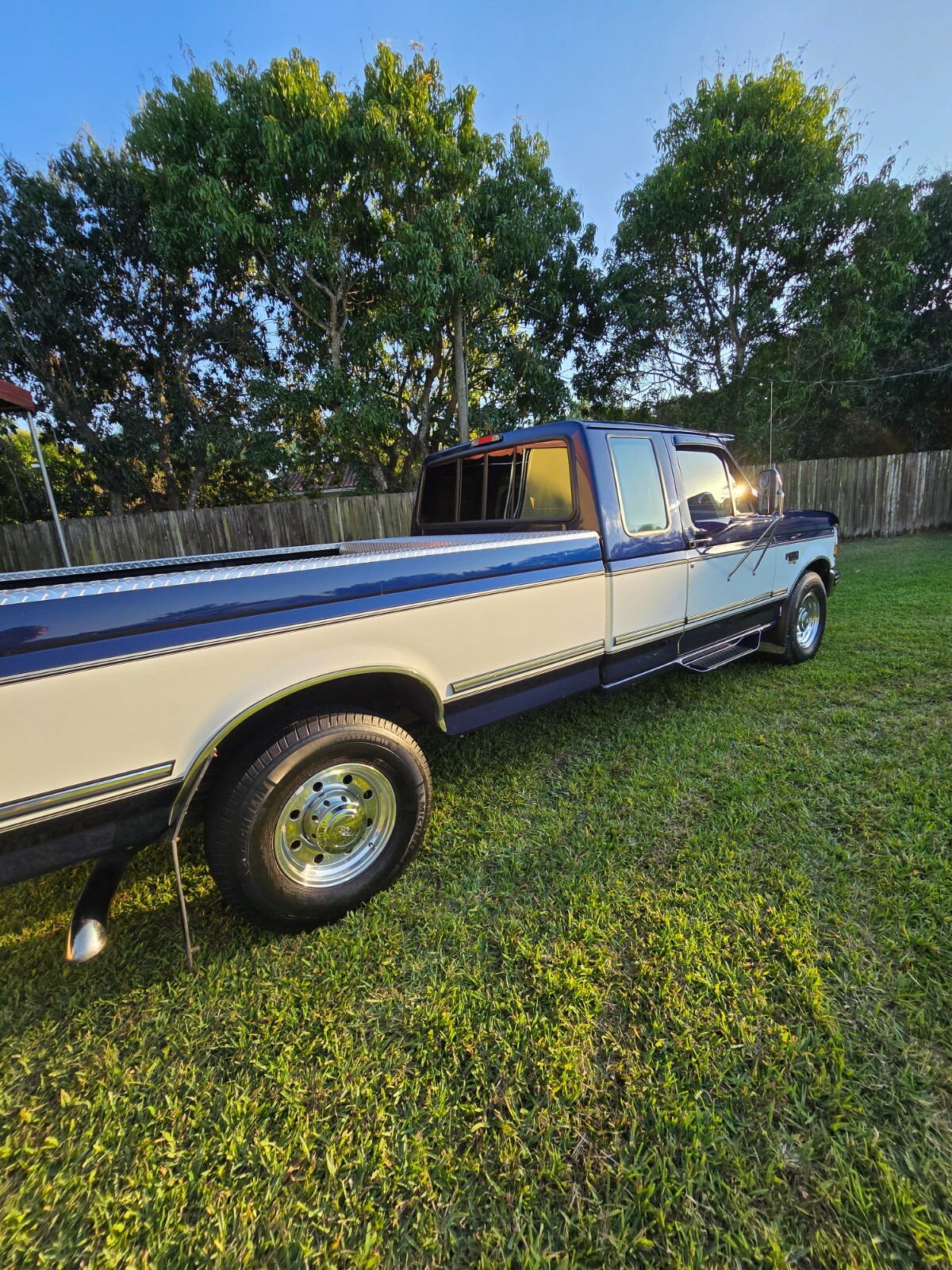 Ford-F-250-1995-Extended-Cab-Pickup-35