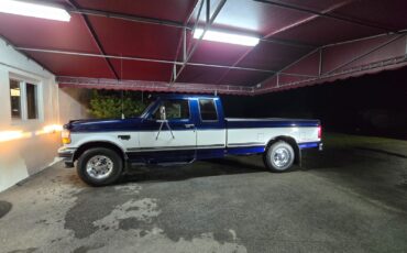 Ford-F-250-1995-Extended-Cab-Pickup-4