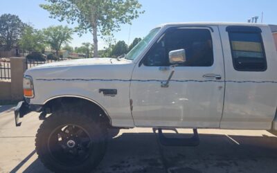 Ford F-250 diesel  1995 white