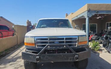 Ford-F-250-diesel-1995-white-5
