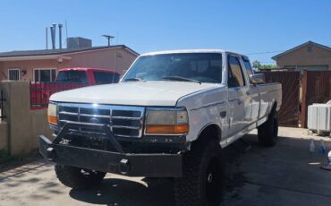 Ford-F-250-diesel-1995-white-7