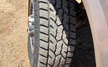 Ford-F-250-xl-1985-silver-13
