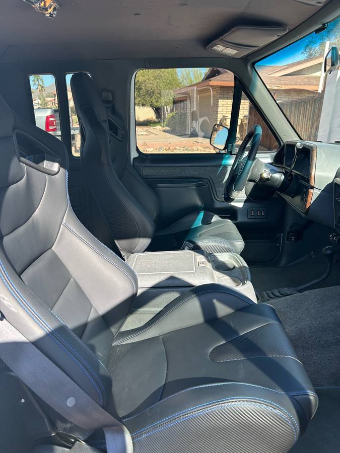 Ford-F-250-xlt-1991-white-6