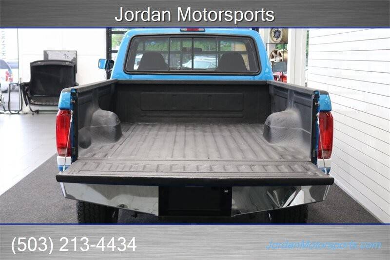Ford-F-250-xlt-1995-white-14