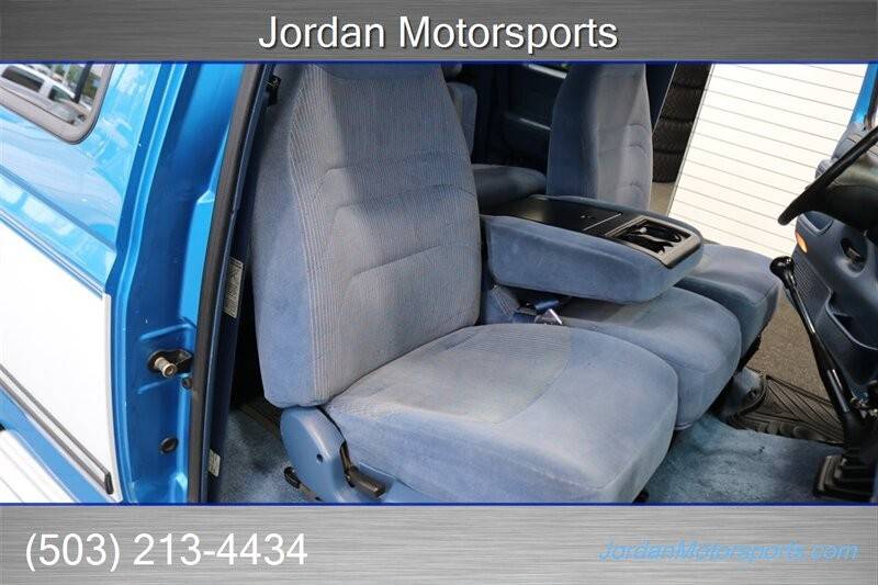 Ford-F-250-xlt-1995-white-16