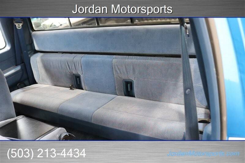Ford-F-250-xlt-1995-white-17