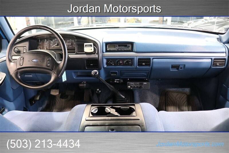 Ford-F-250-xlt-1995-white-19