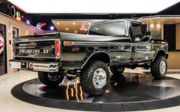 Ford-F-350-1979-Pickup-Truck-12