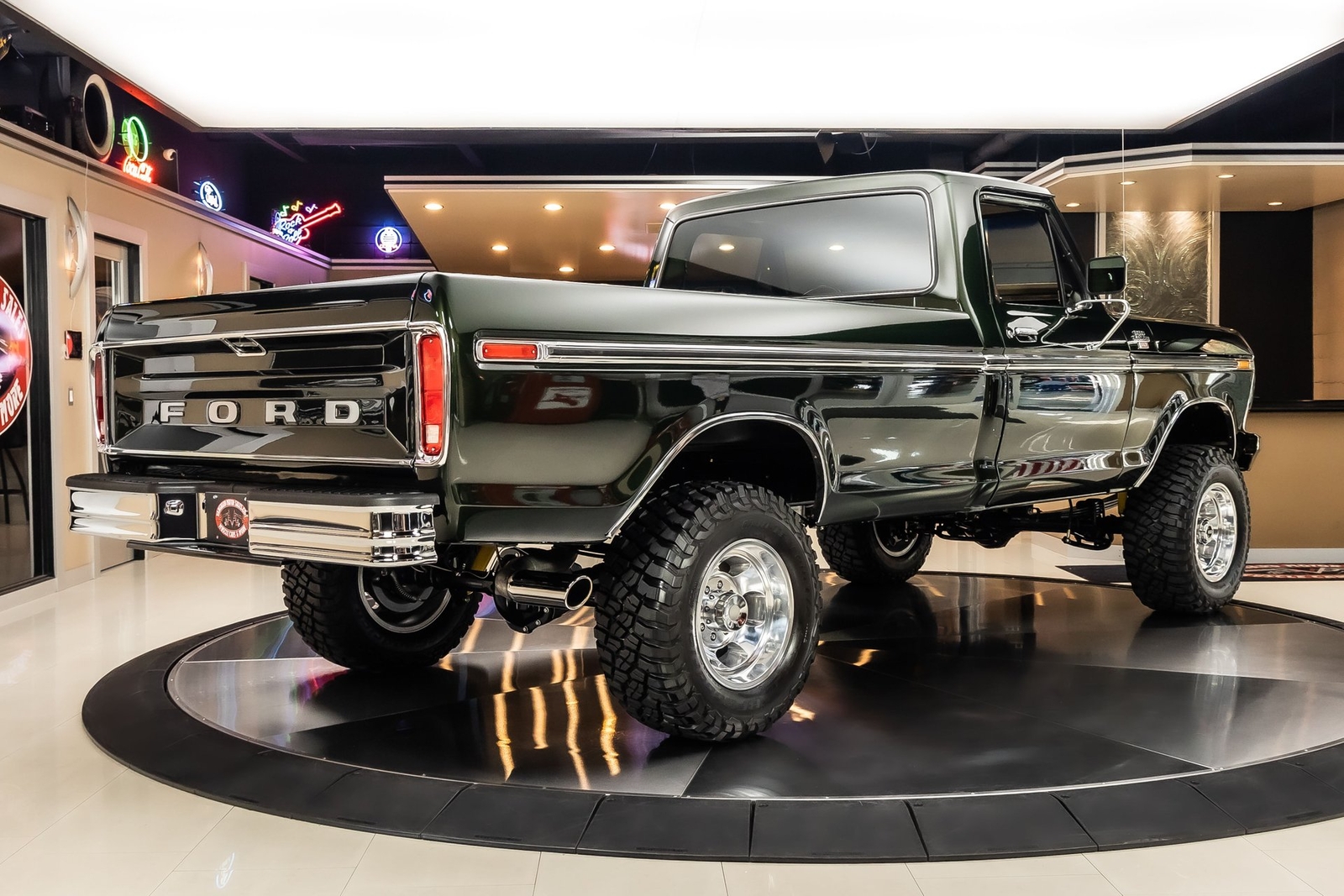 Ford-F-350-1979-Pickup-Truck-12