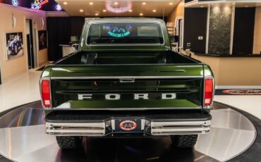 Ford-F-350-1979-Pickup-Truck-15