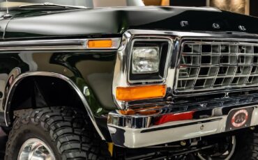 Ford-F-350-1979-Pickup-Truck-21