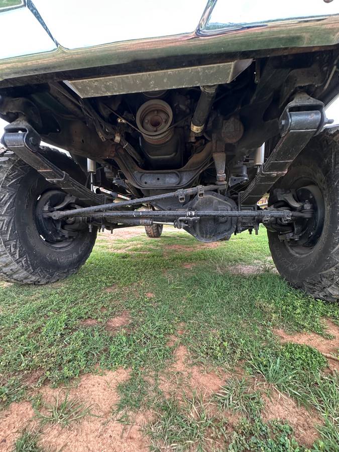 Ford-F-350-diesel-1972-green-11