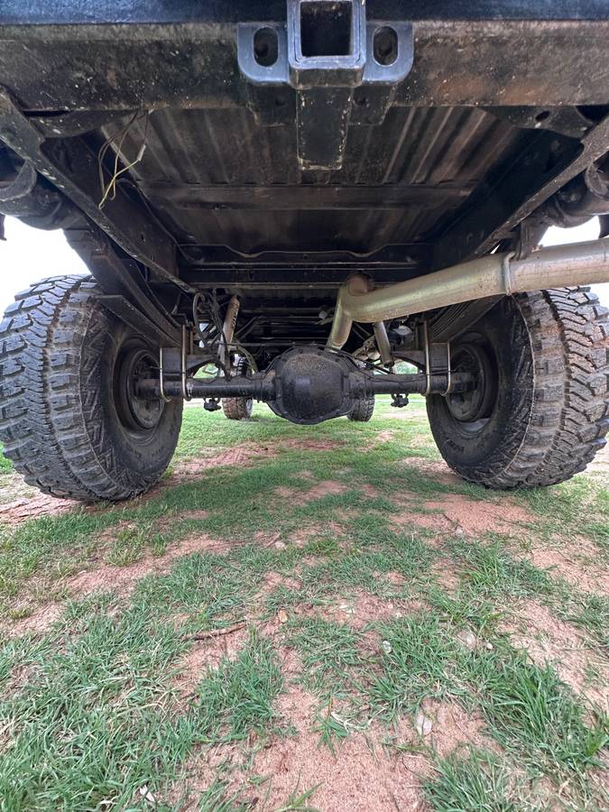 Ford-F-350-diesel-1972-green-12