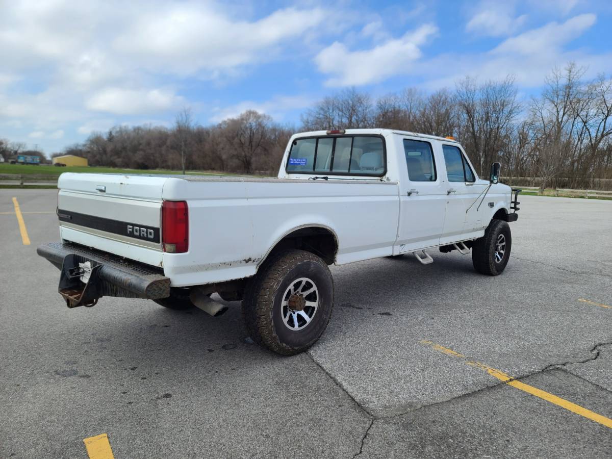 Ford-F-350-diesel-1995-white-4