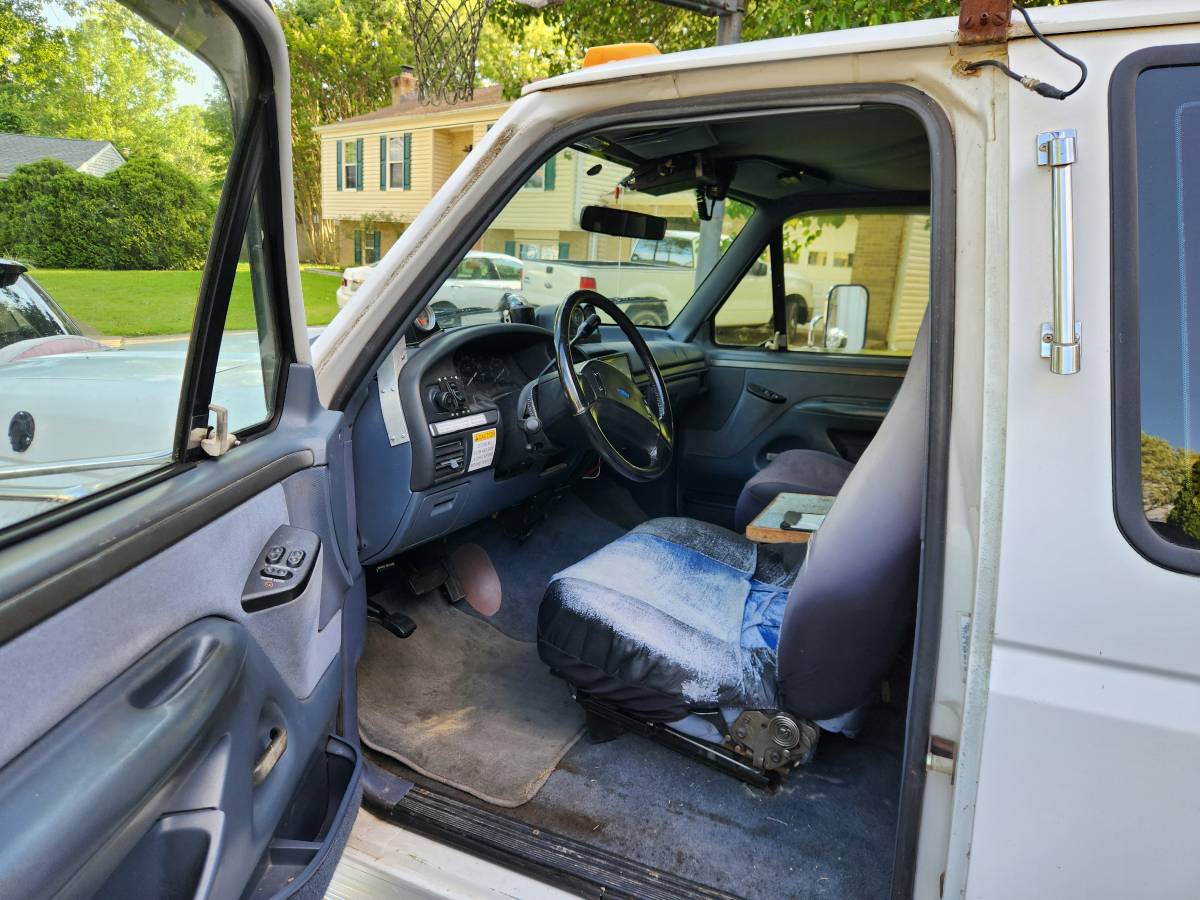 Ford-F-350-dually-7.3l-idi-turbo-diesel-1993-white-3
