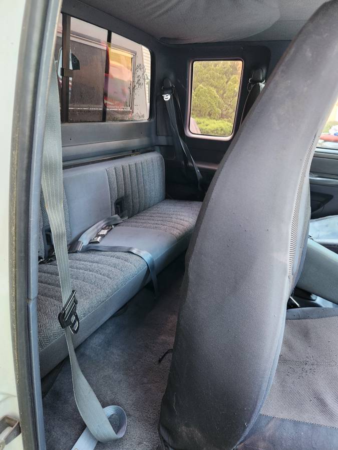 Ford-F-350-dually-7.3l-idi-turbo-diesel-1993-white-6