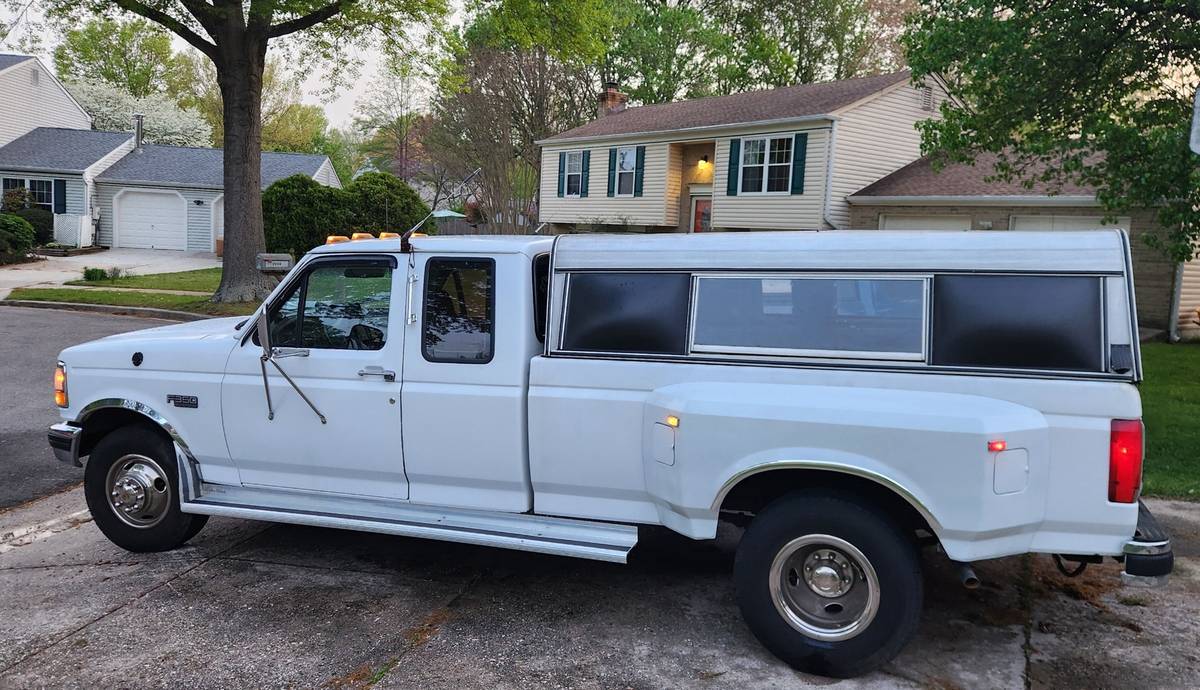 Ford-F-350-dually-7.3l-idi-turbo-diesel-1993-white