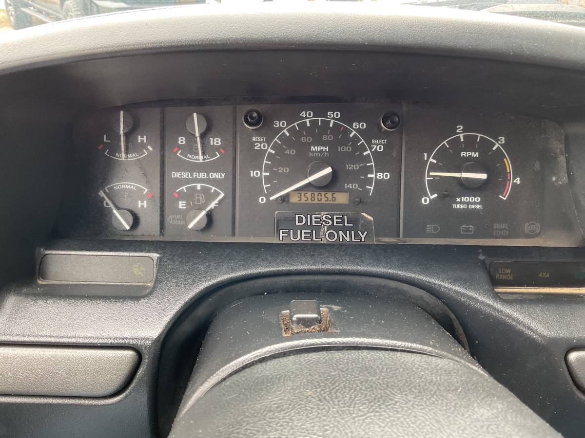 Ford-F-350-dump-truck-5-speed-diesel-1995-white-11