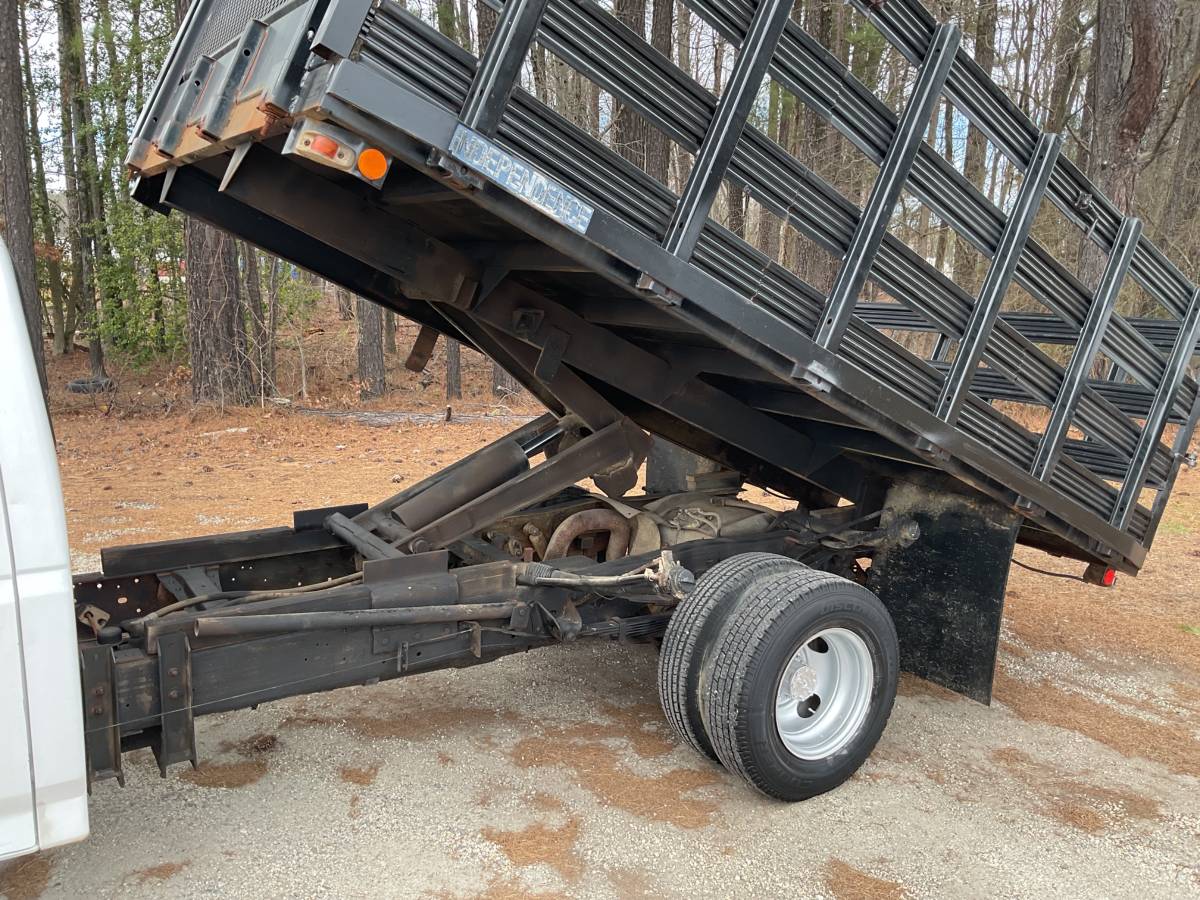 Ford-F-350-dump-truck-5-speed-diesel-1995-white-17