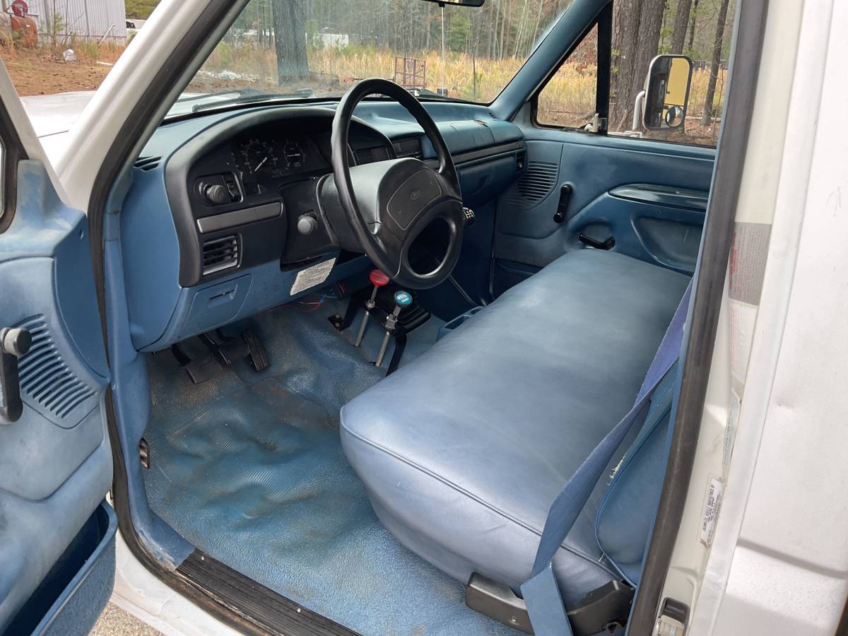 Ford-F-350-dump-truck-5-speed-diesel-1995-white-22