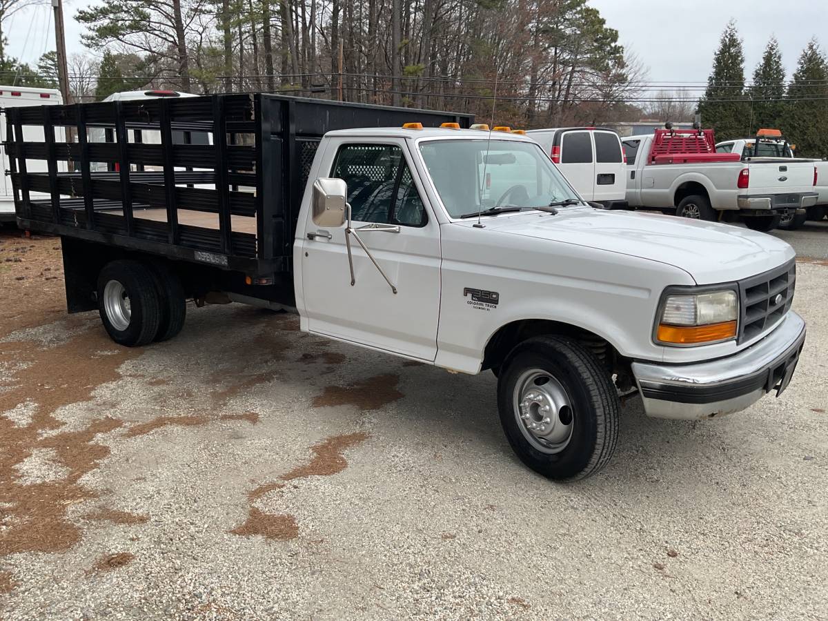 Ford-F-350-dump-truck-5-speed-diesel-1995-white-4