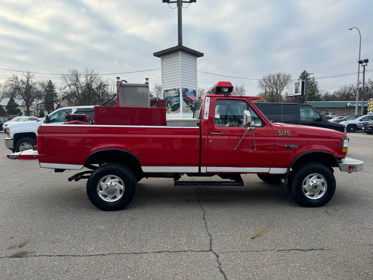 Ford-F-350-xl-4x4-1995-red-4