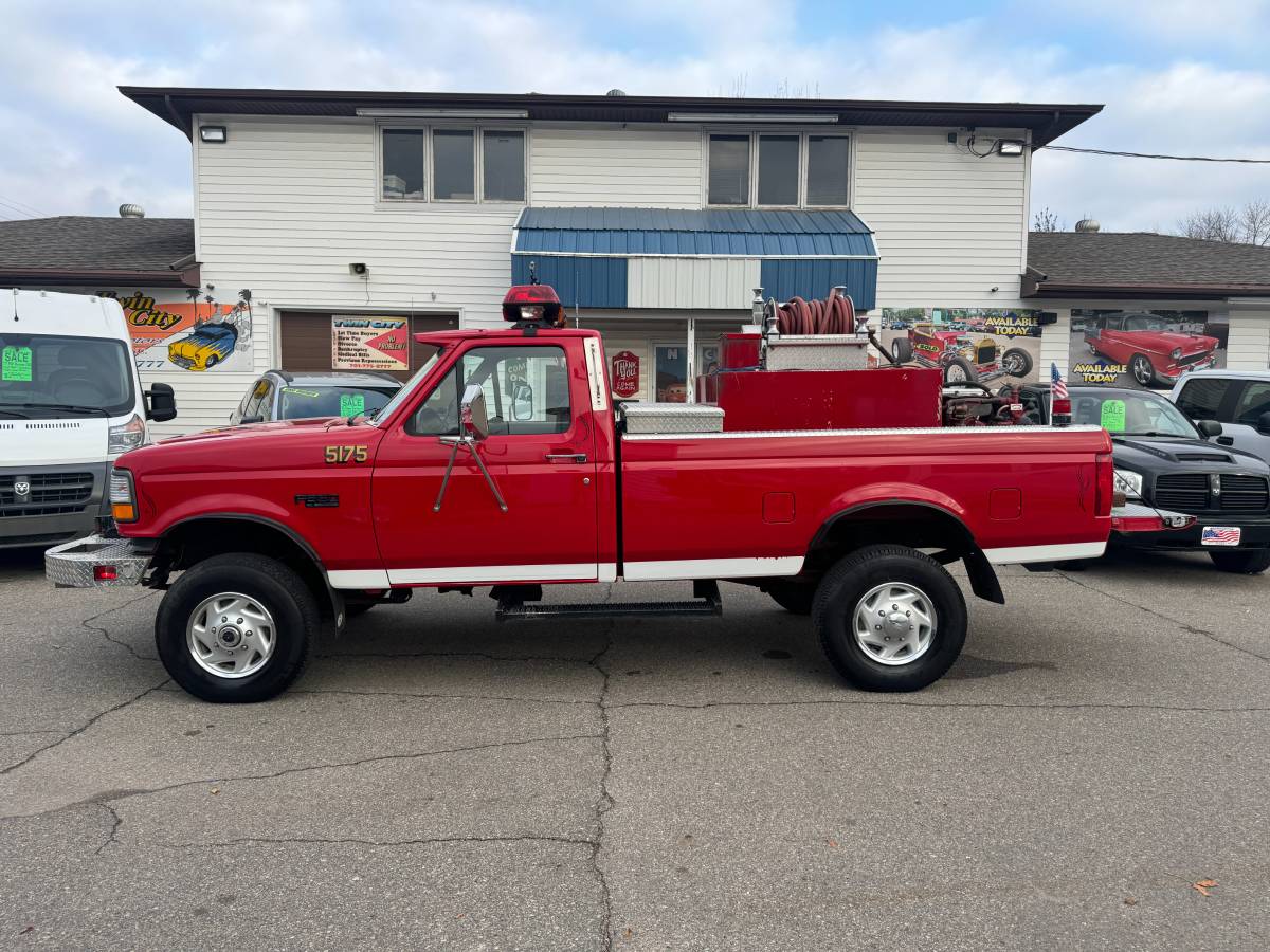 Ford F-350 xl 4x4  1995 red