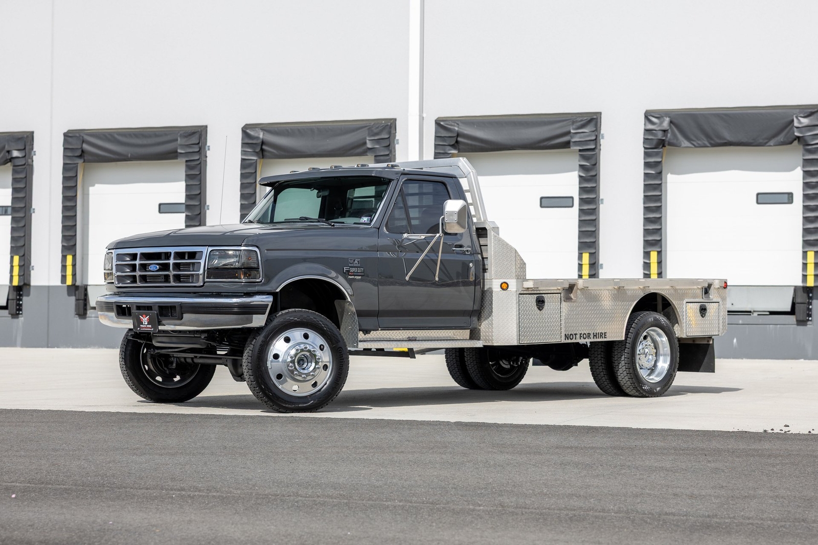 Ford-F-450-1995-Pickup-Truck-1