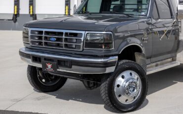 Ford-F-450-1995-Pickup-Truck-2