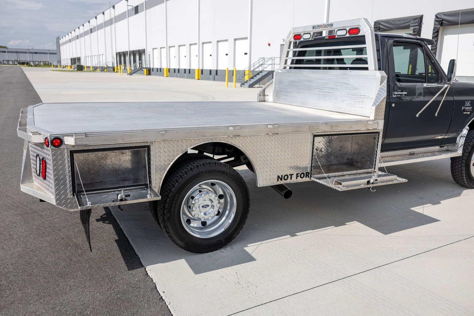 Ford-F-450-1995-Pickup-Truck-26