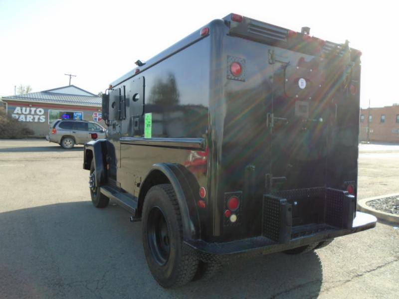 Ford-F-650-sd-1981-black-17