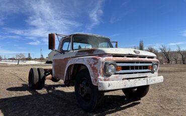 Ford-F-Series-1961-Cab-Chassis-1